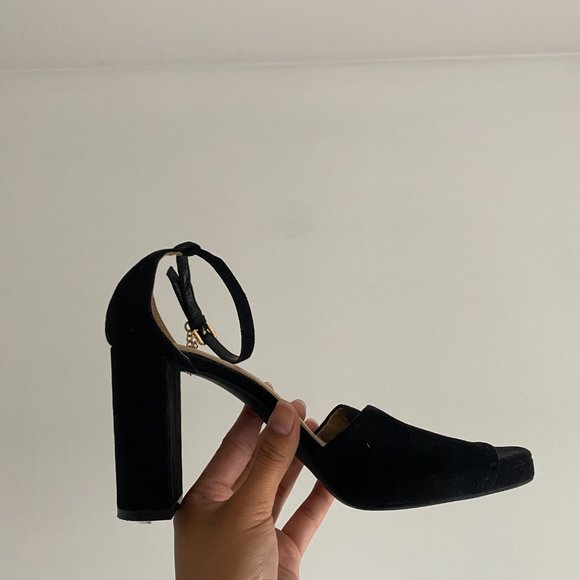 h&m black heels! (black & gold, size 8) - Picture 4 of 6
